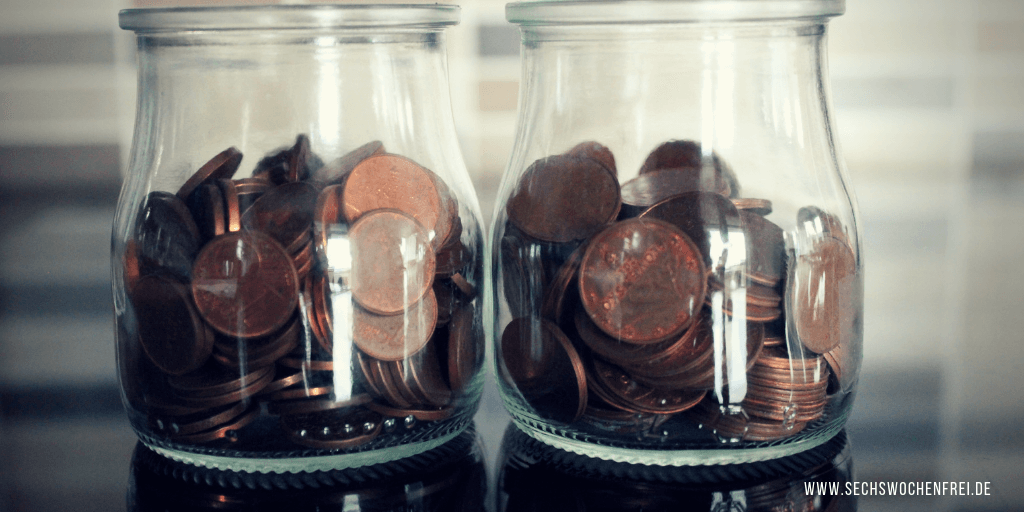 Eine Kaffeekanne, ein Umschlag und 2 Konten – So verwalten wir unser monatliches Familienbudget